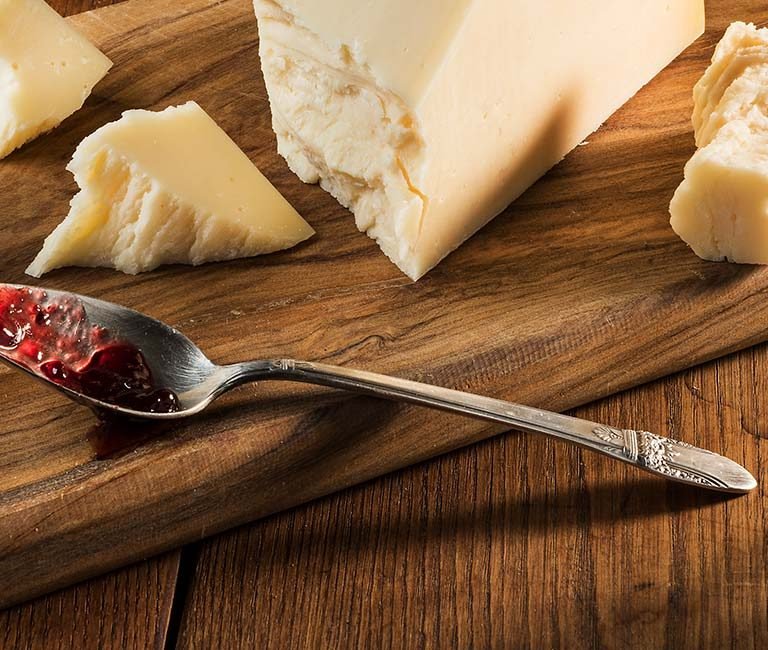 provolone-valpadana-dop